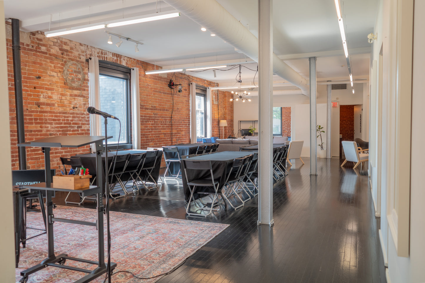 StartWell_Event-Venue_Third-Floor_07-2025_banquette-1.jpg