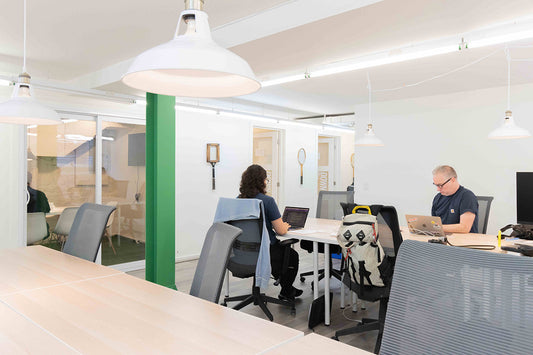 What is a coworking day pass and why you should try coworking